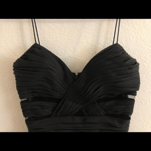 LITTLE BLACK DRESS - Picture 4 of 5